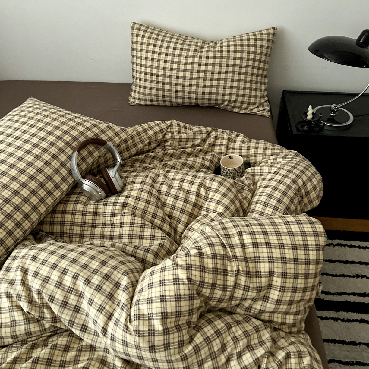 91家纺网 家纺一手货源 找家纺 你好美丽 2026新款130克高克重格调简麻水洗四件套（暗合） 格调咖小格