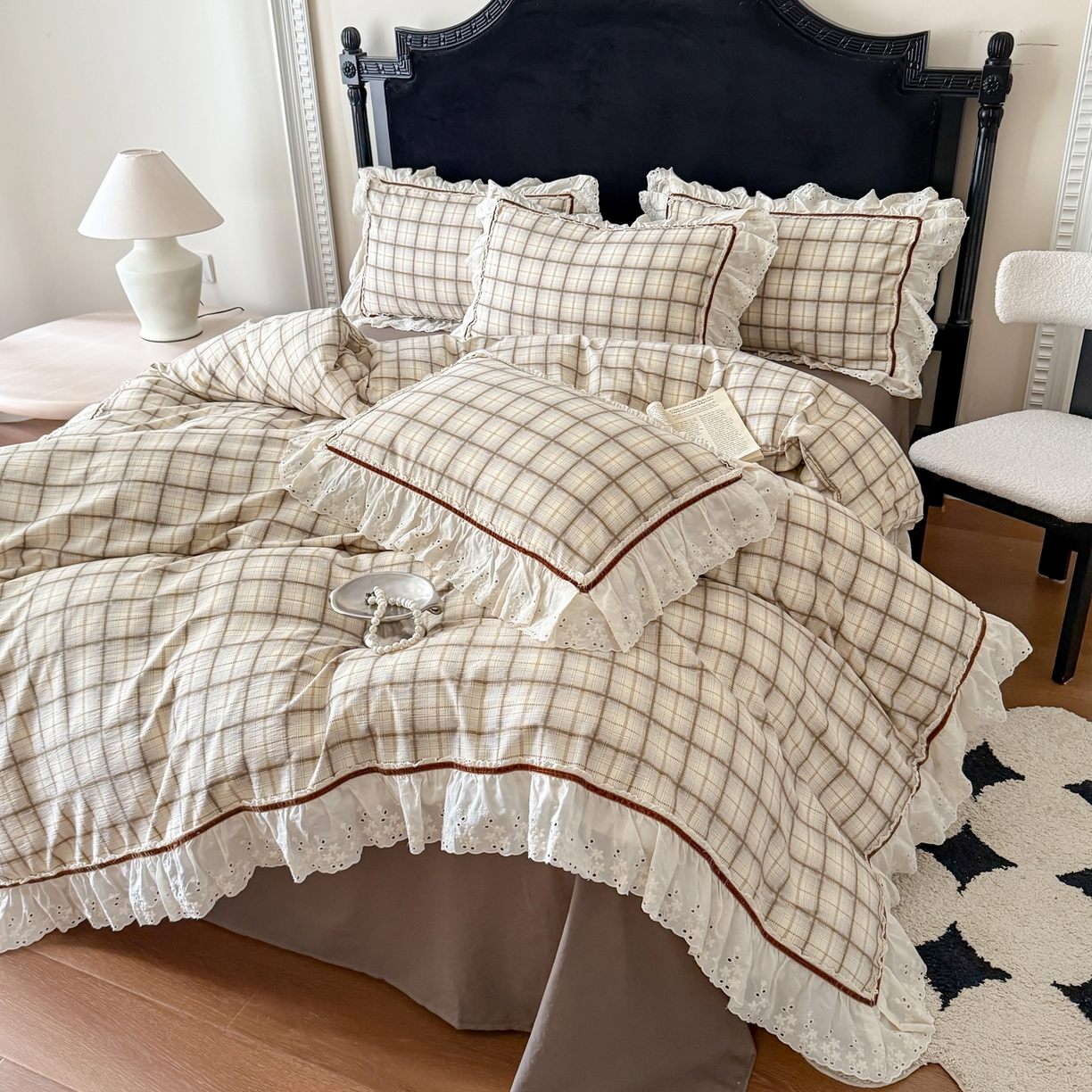 91家纺网 家纺一手货源 找家纺 （总）你好美丽 2026新款韩版刺绣水洗沐格简麻花边系列四件套