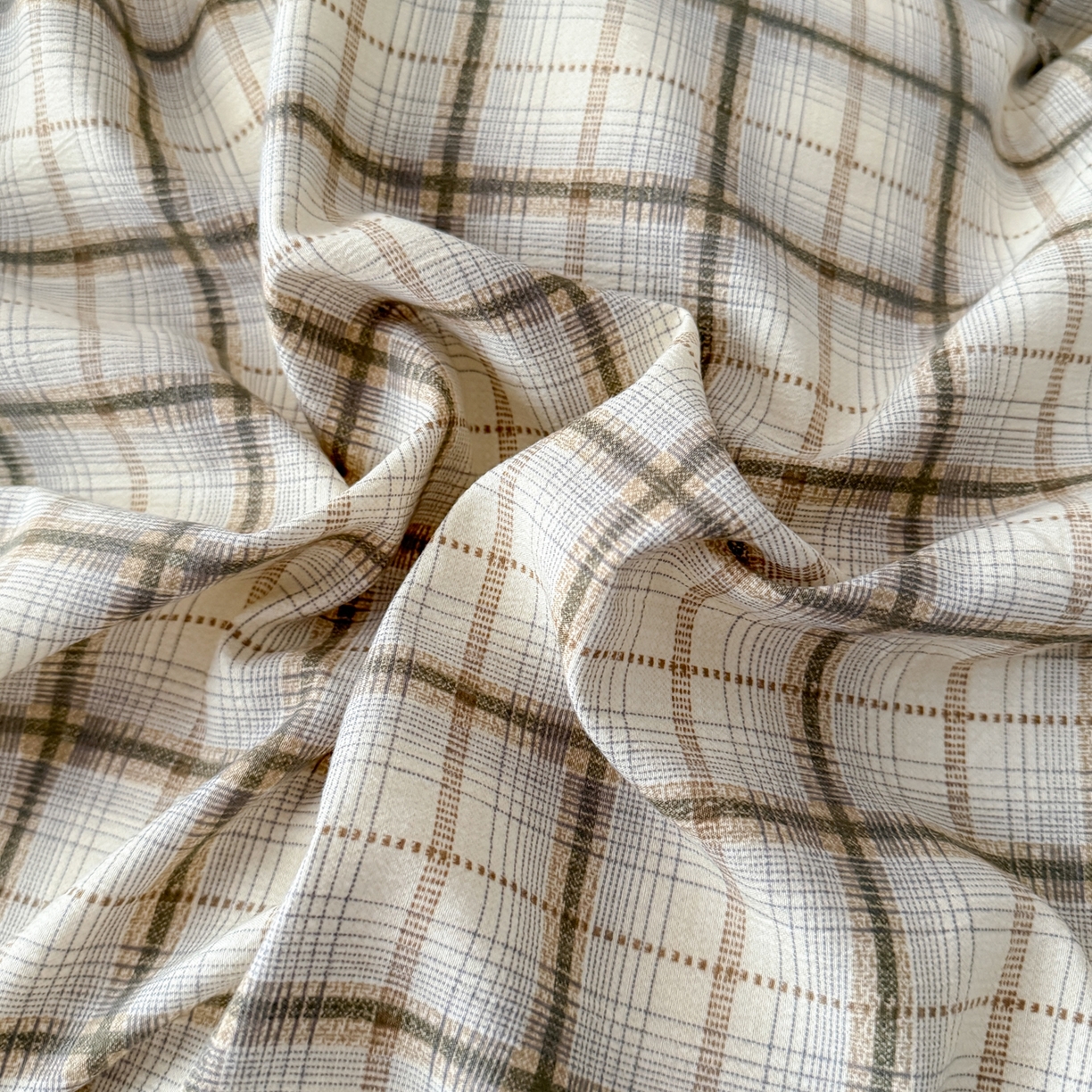 91家纺网 家纺一手货源 找家纺 （总）你好美丽 2026新款韩版刺绣水洗沐格简麻花边系列四件套