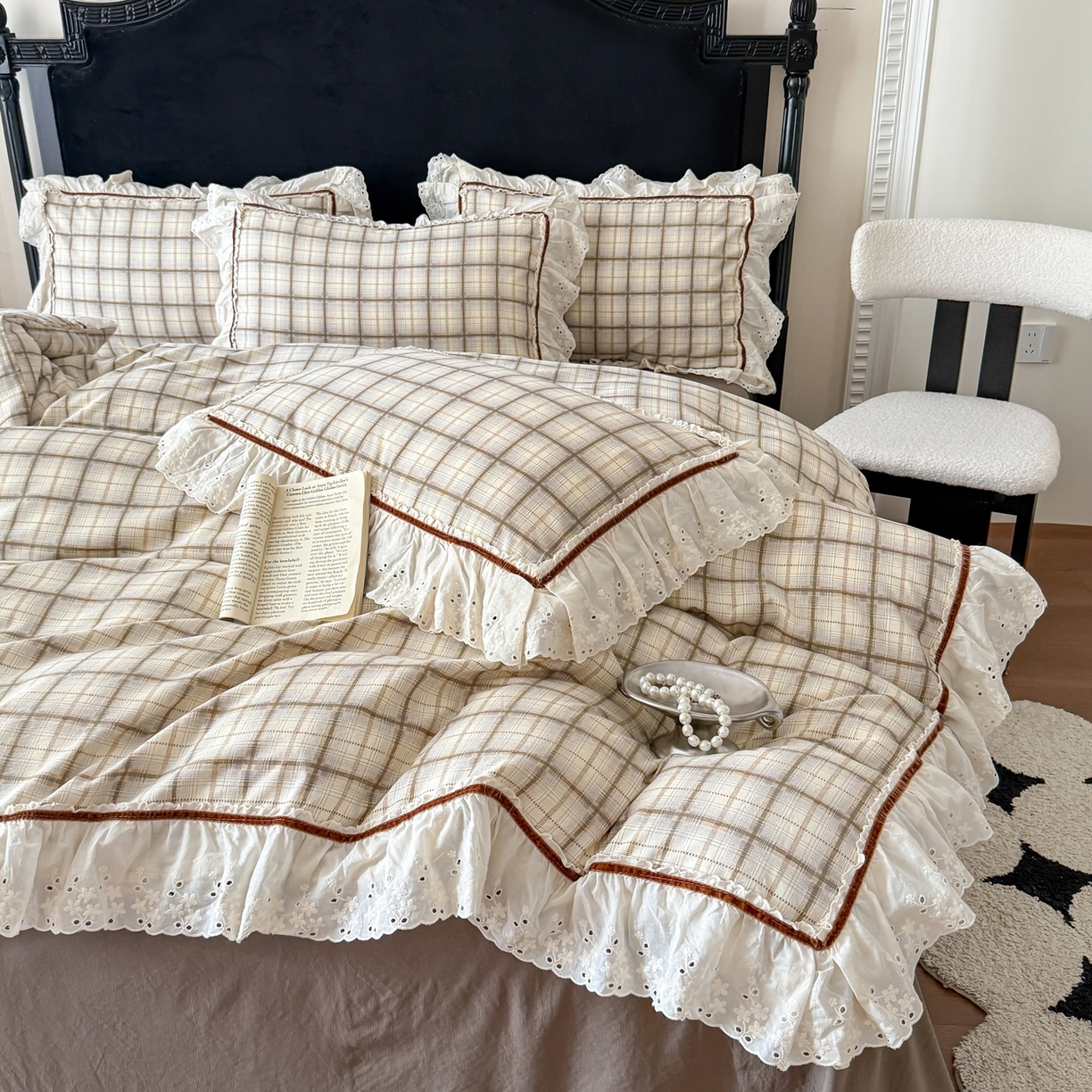 91家纺网 家纺一手货源 找家纺 （总）你好美丽 2026新款韩版刺绣水洗沐格简麻花边系列四件套