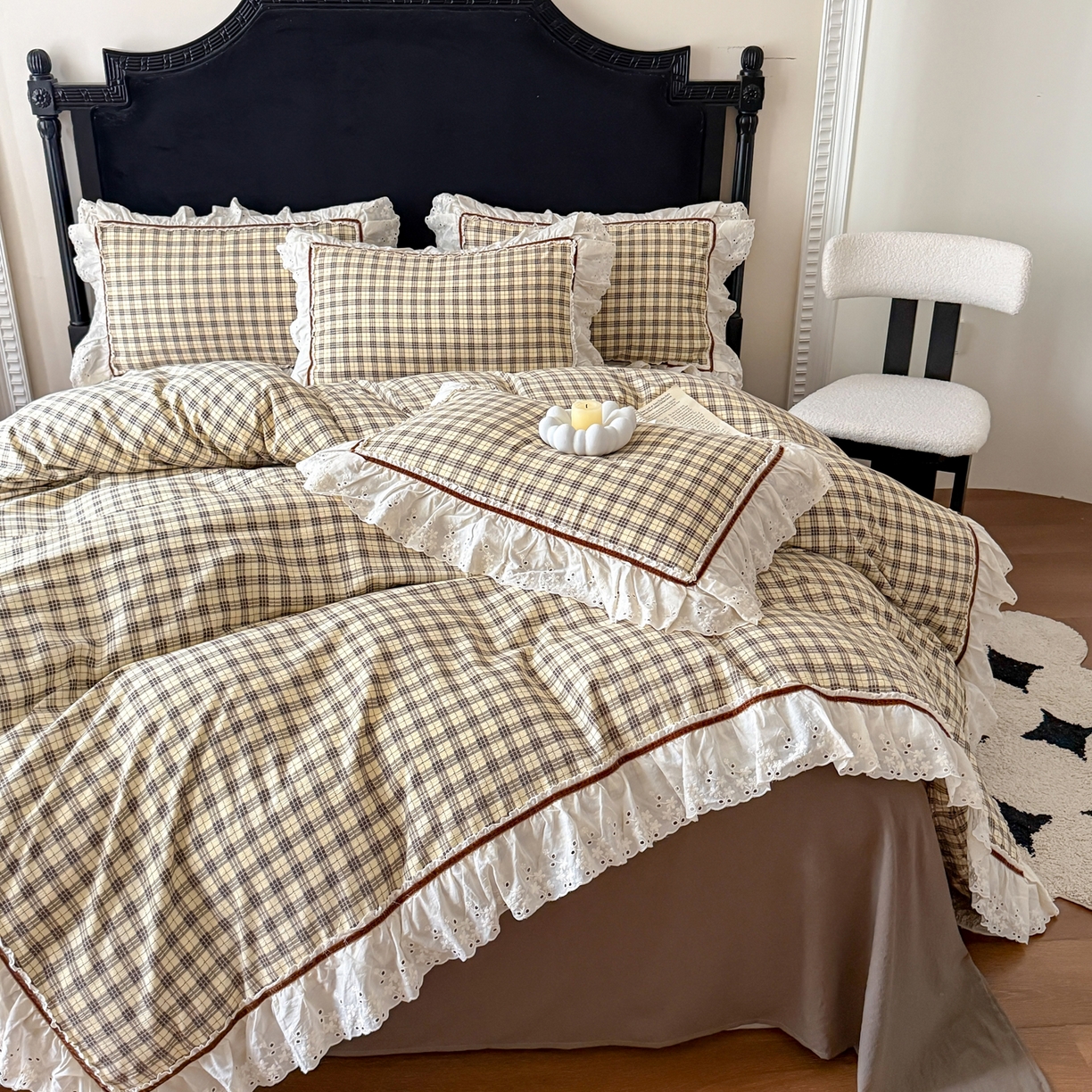 91家纺网 家纺一手货源 找家纺 你好美丽 2026新款韩版刺绣水洗沐格简麻花边系列四件套 沐格咖小格