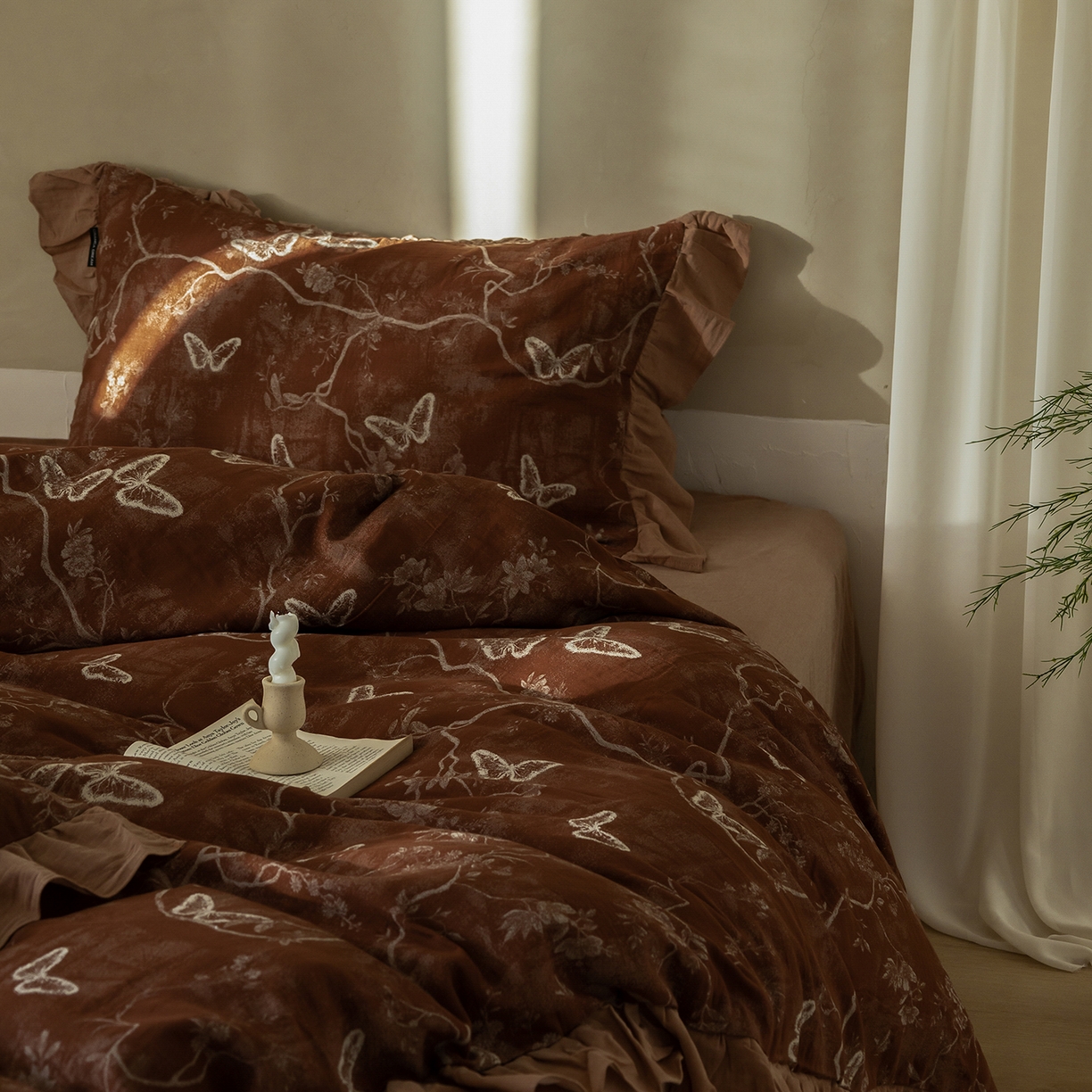 91家纺网 家纺一手货源 找家纺 （总）爱丽丝 2026新品全棉色织提花花边款四件套-蝶恋花