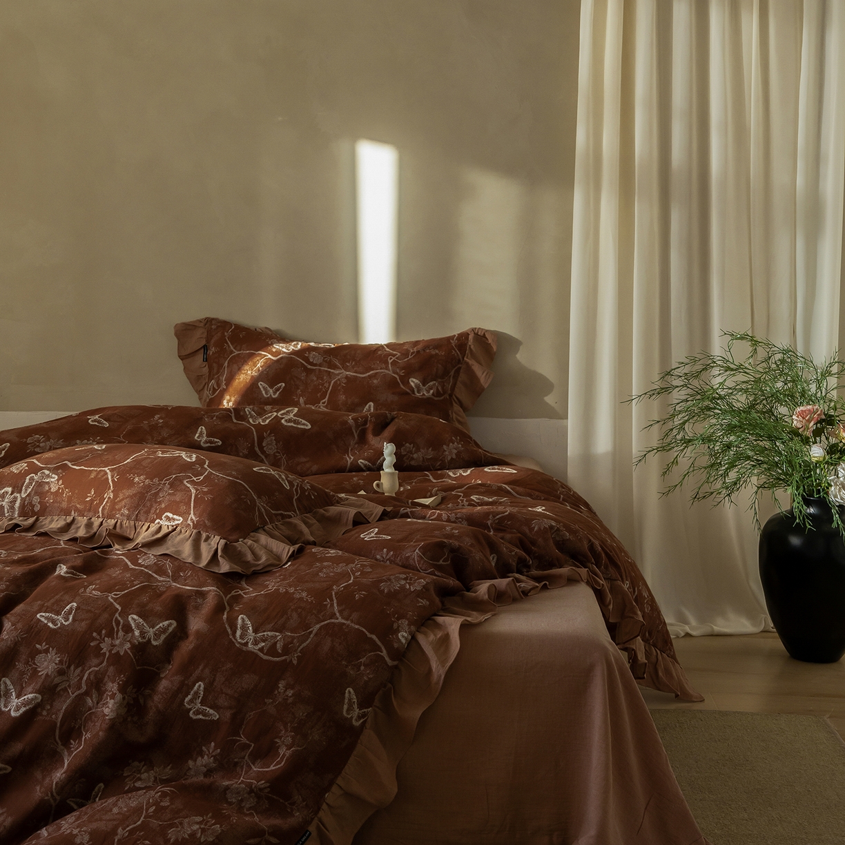 91家纺网 家纺一手货源 找家纺 （总）爱丽丝 2026新品全棉色织提花花边款四件套-蝶恋花