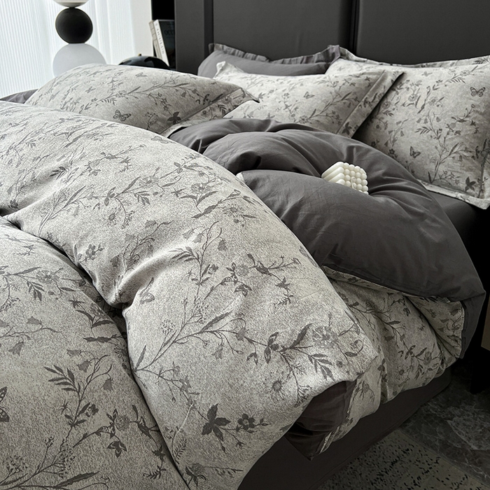 91家纺网 家纺一手货源 找家纺 爱丽丝 2026新款全棉色织提花四件套 蝴蝶花影-灰