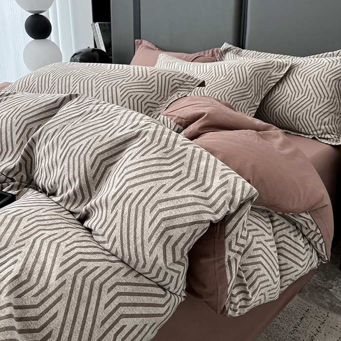 91家纺网 家纺一手货源 找家纺 爱丽丝 2026新款全棉色织提花四件套 简雅几何-豆沙