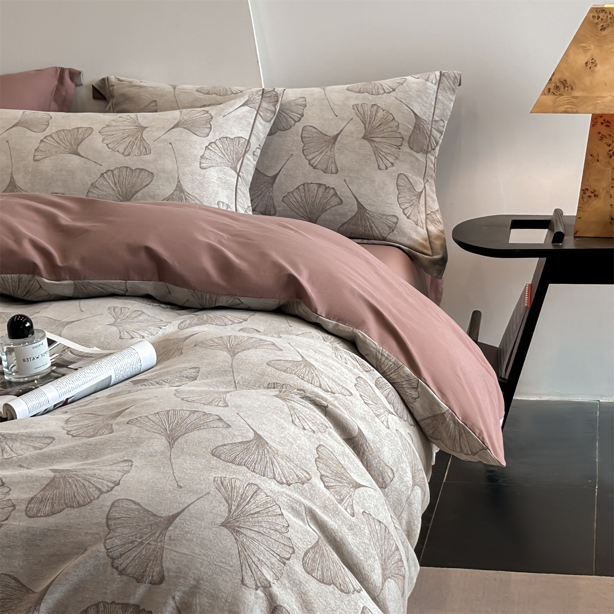 91家纺网 家纺一手货源 找家纺 爱丽丝 2026新款全棉色织提花四件套 银杏叶-豆沙