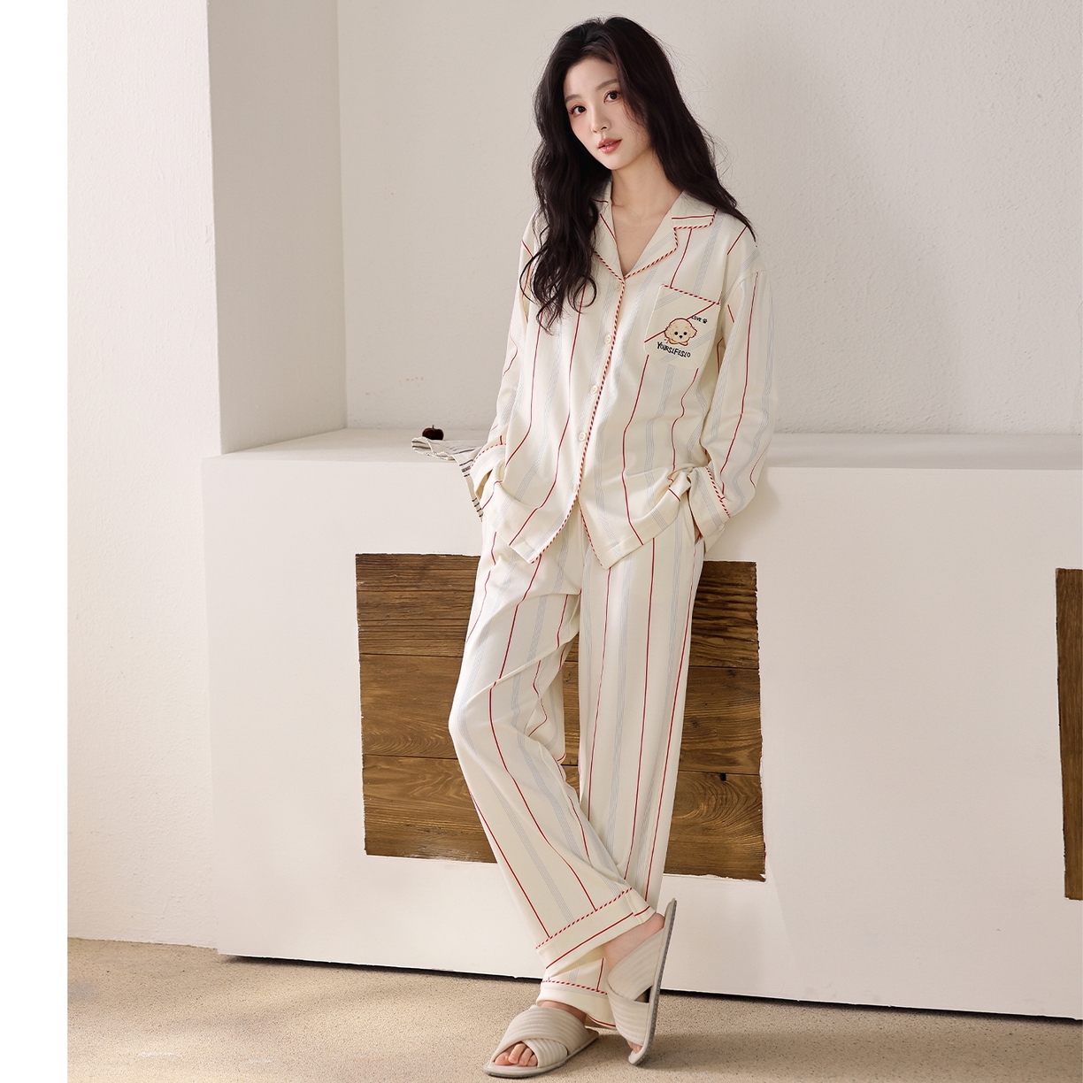 91家纺网 家纺一手货源 找家纺 洛兰沙家居馆 2026新款长袖睡衣女款纯棉春季印花开衫翻领家居服可外穿套装第一批 45144