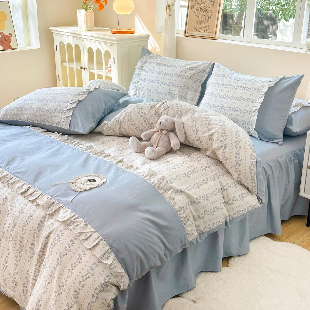 91家纺网 家纺一手货源 找家纺 玉元坊 2026新款全棉纯棉小碎花刺绣花边款四件套田园公主风系列 爱相随兰