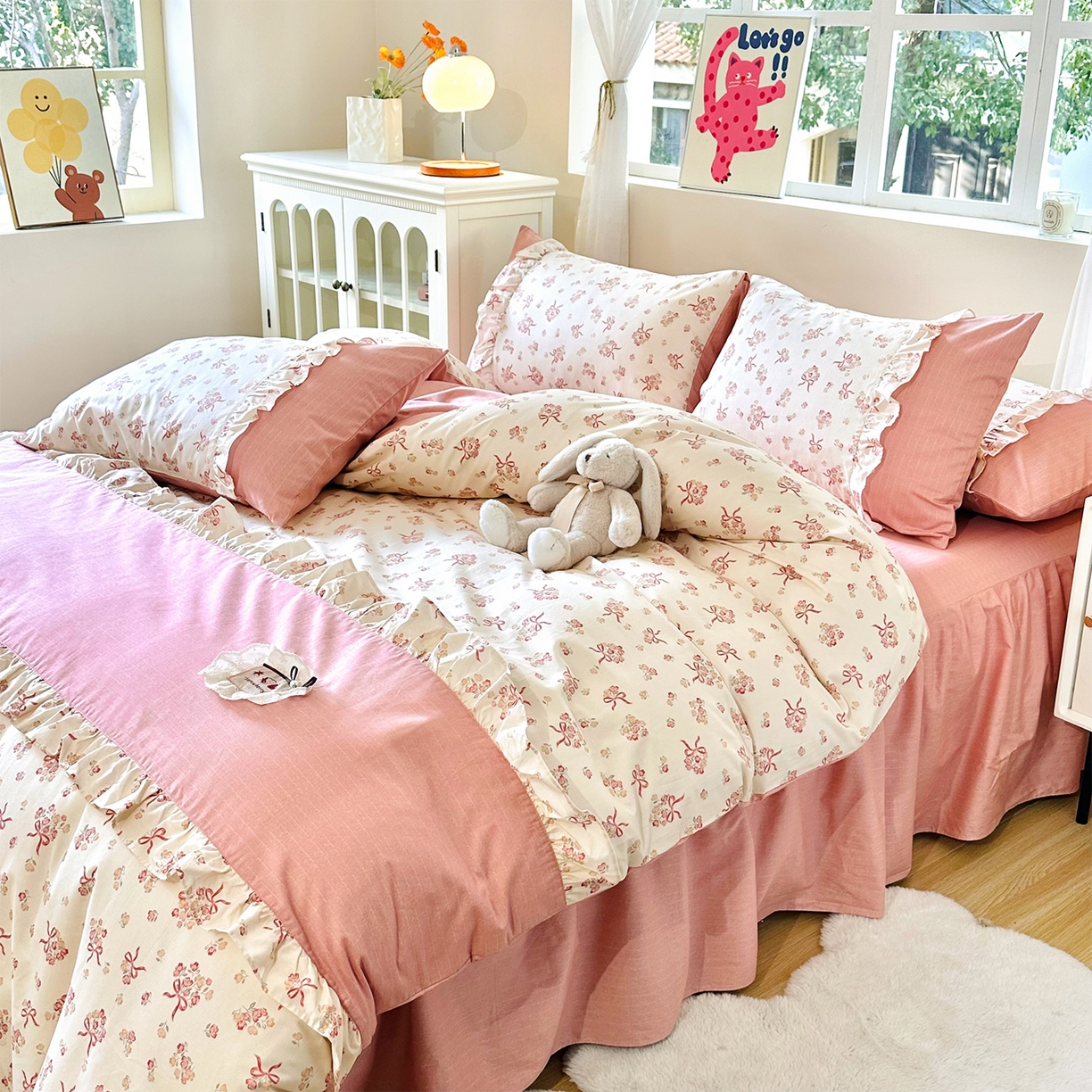 91家纺网 家纺一手货源 找家纺 玉元坊 2026新款全棉纯棉小碎花刺绣花边款四件套田园公主风系列 花漾结缘