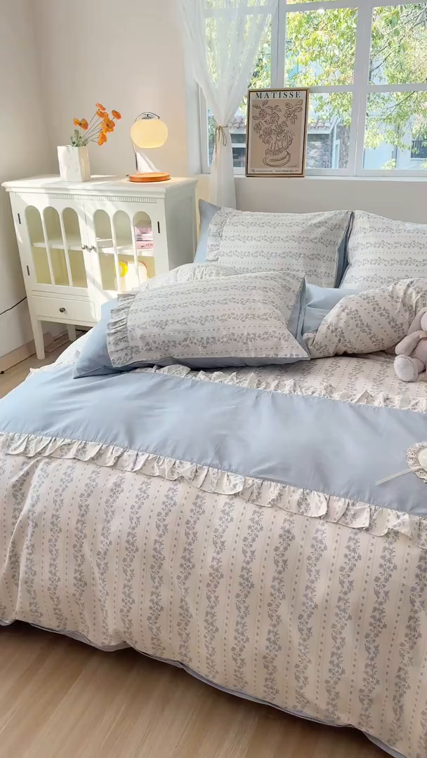 91家纺网 家纺一手货源 找家纺 玉元坊 2026新款全棉纯棉小碎花刺绣花边款四件套田园公主风系列 爱相随兰