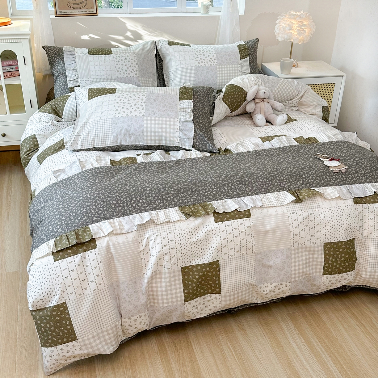 91家纺网 家纺一手货源 找家纺 玉元坊 2026新款全棉纯棉小碎花刺绣花边款四件套田园公主风系列 乡村爱情