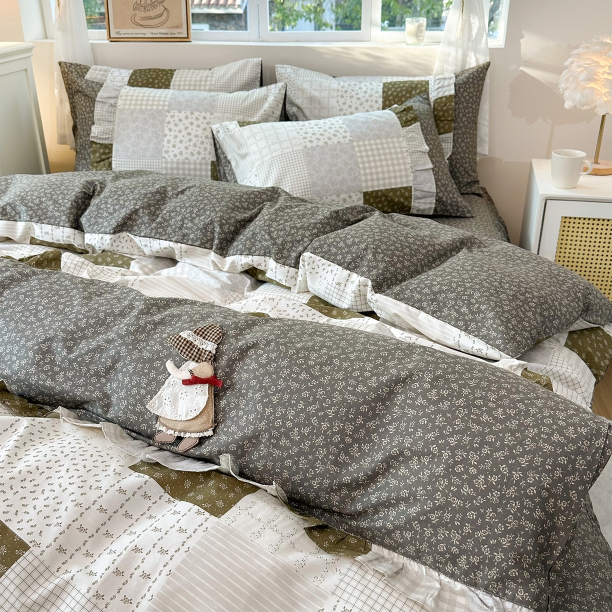 91家纺网 家纺一手货源 找家纺 玉元坊 2026新款全棉纯棉小碎花刺绣花边款四件套田园公主风系列 乡村爱情