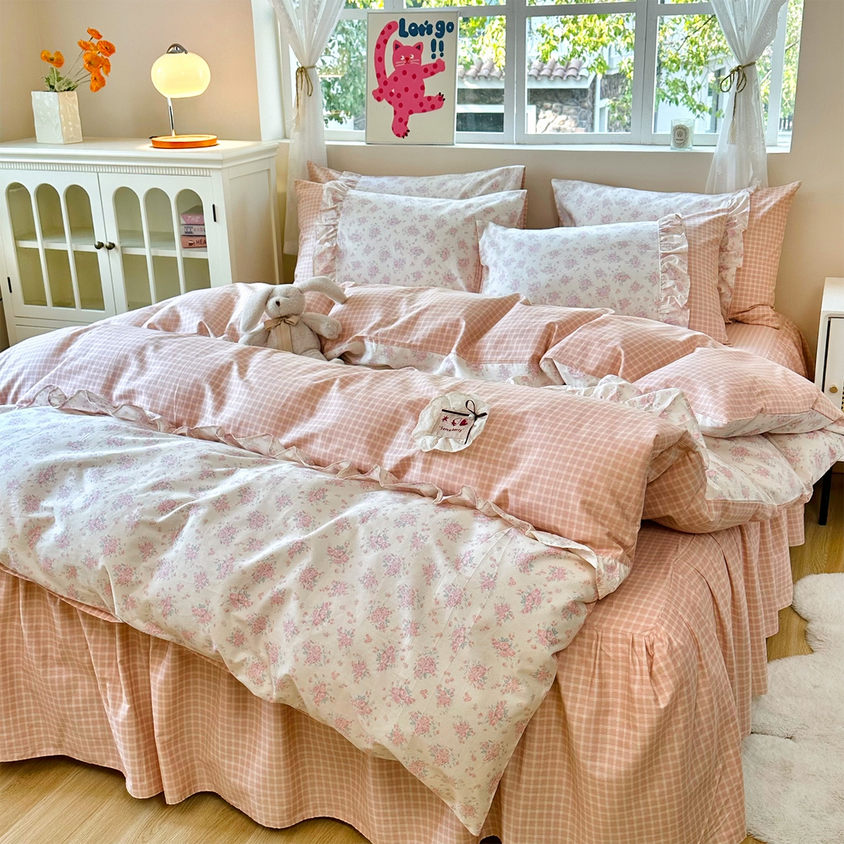 91家纺网 家纺一手货源 找家纺 玉元坊 2026新款全棉纯棉小碎花刺绣花边款四件套田园公主风系列 柔情花梦粉