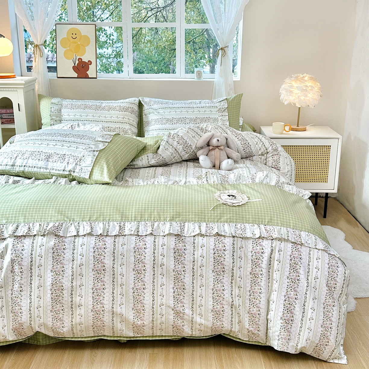 91家纺网 家纺一手货源 找家纺 玉元坊 2026新款全棉纯棉小碎花刺绣花边款四件套田园公主风系列 青鸾绿