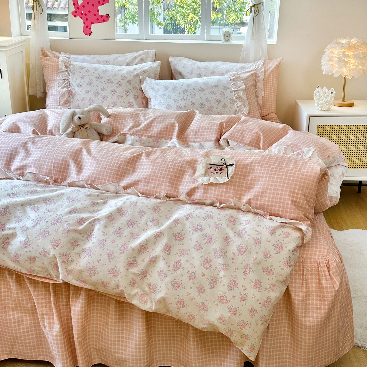 91家纺网 家纺一手货源 找家纺 玉元坊 2026新款全棉纯棉小碎花刺绣花边款四件套田园公主风系列 柔情花梦粉