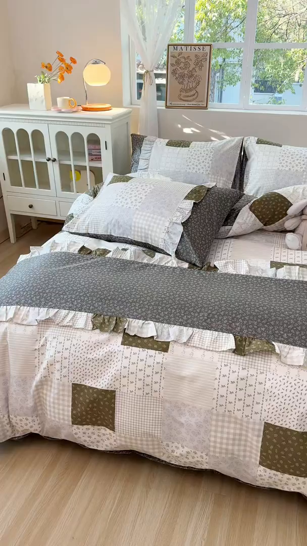 91家纺网 家纺一手货源 找家纺 玉元坊 2026新款全棉纯棉小碎花刺绣花边款四件套田园公主风系列 乡村爱情