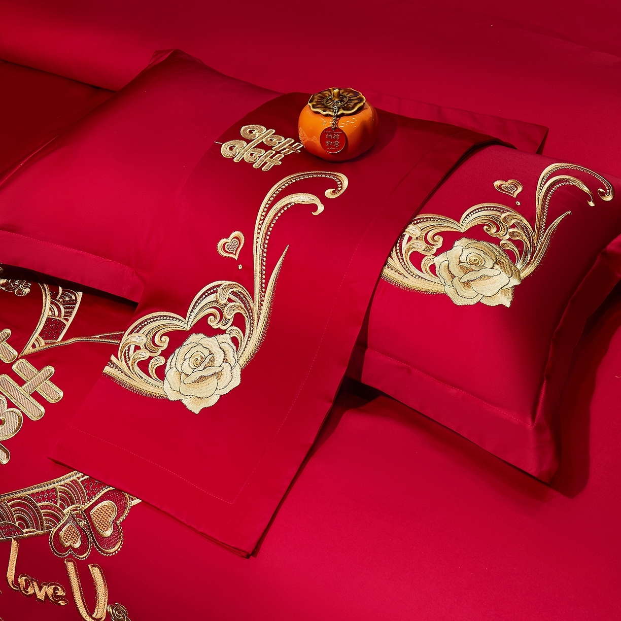 91家纺网 家纺一手货源 找家纺 （总）浩情国际婚庆供货中心 2026新款100%全棉纯棉新中式刺绣大红结婚婚庆四件套多件套