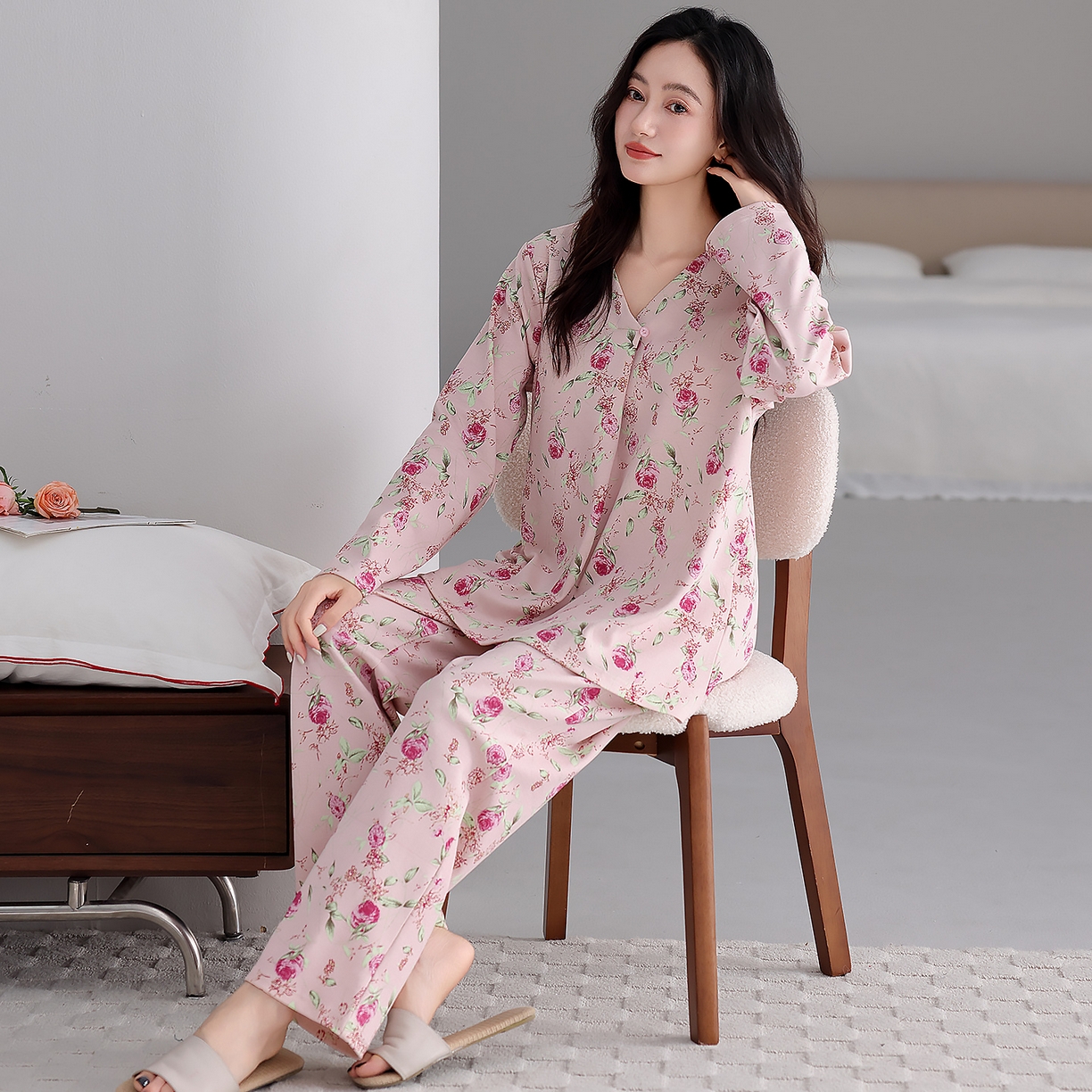 91家纺网 家纺一手货源 找家纺 2026新款拉架棉长袖秋冬带胸垫防凸点可外穿家居服女士宽松睡衣家居服 第11批 5802