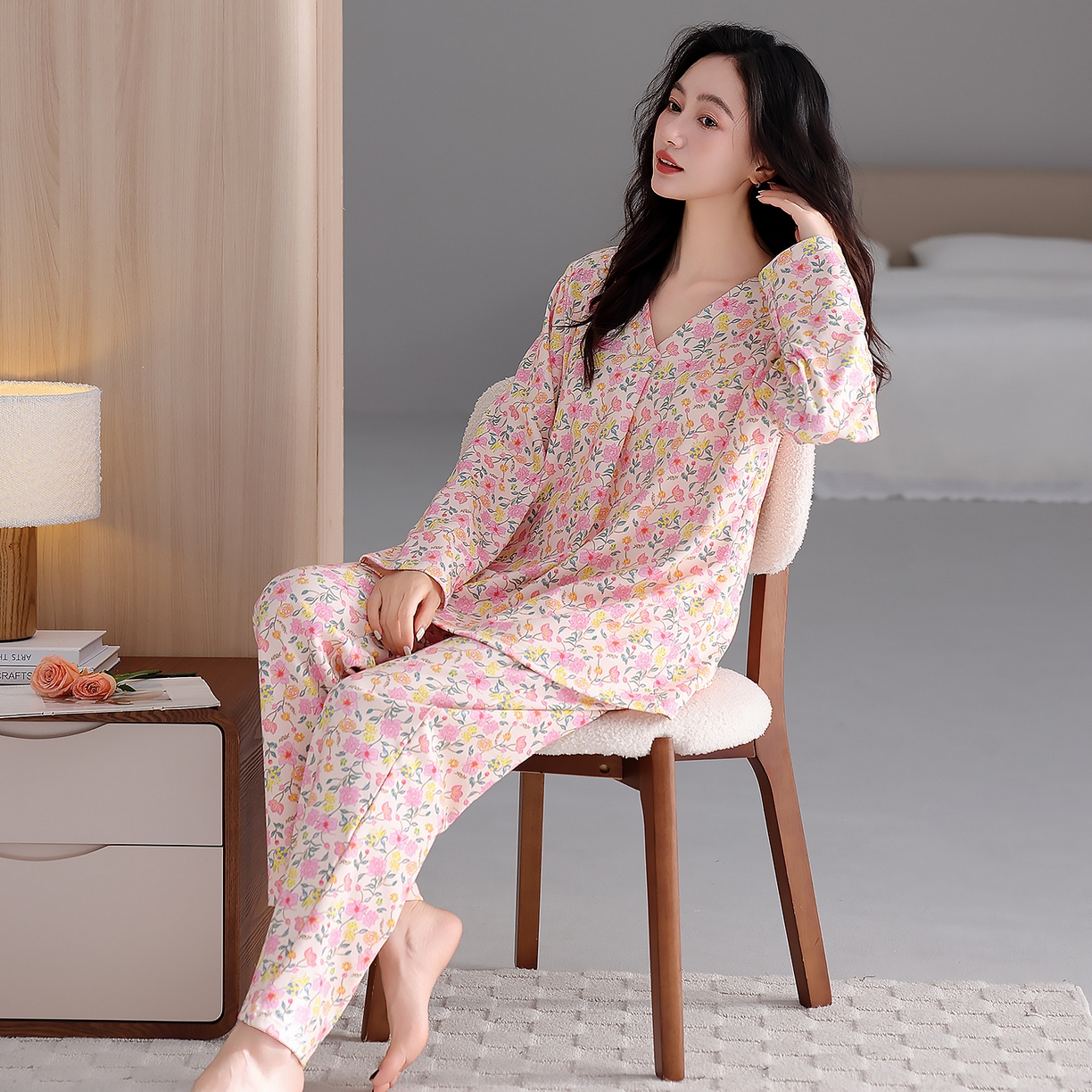 91家纺网 家纺一手货源 找家纺 2026新款拉架棉长袖秋冬带胸垫防凸点可外穿家居服女士宽松睡衣家居服 第11批 5804
