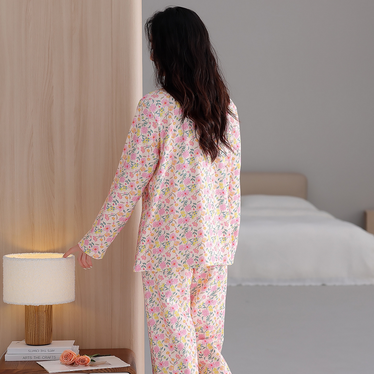 91家纺网 家纺一手货源 找家纺 2026新款拉架棉长袖秋冬带胸垫防凸点可外穿家居服女士宽松睡衣家居服 第11批 5804