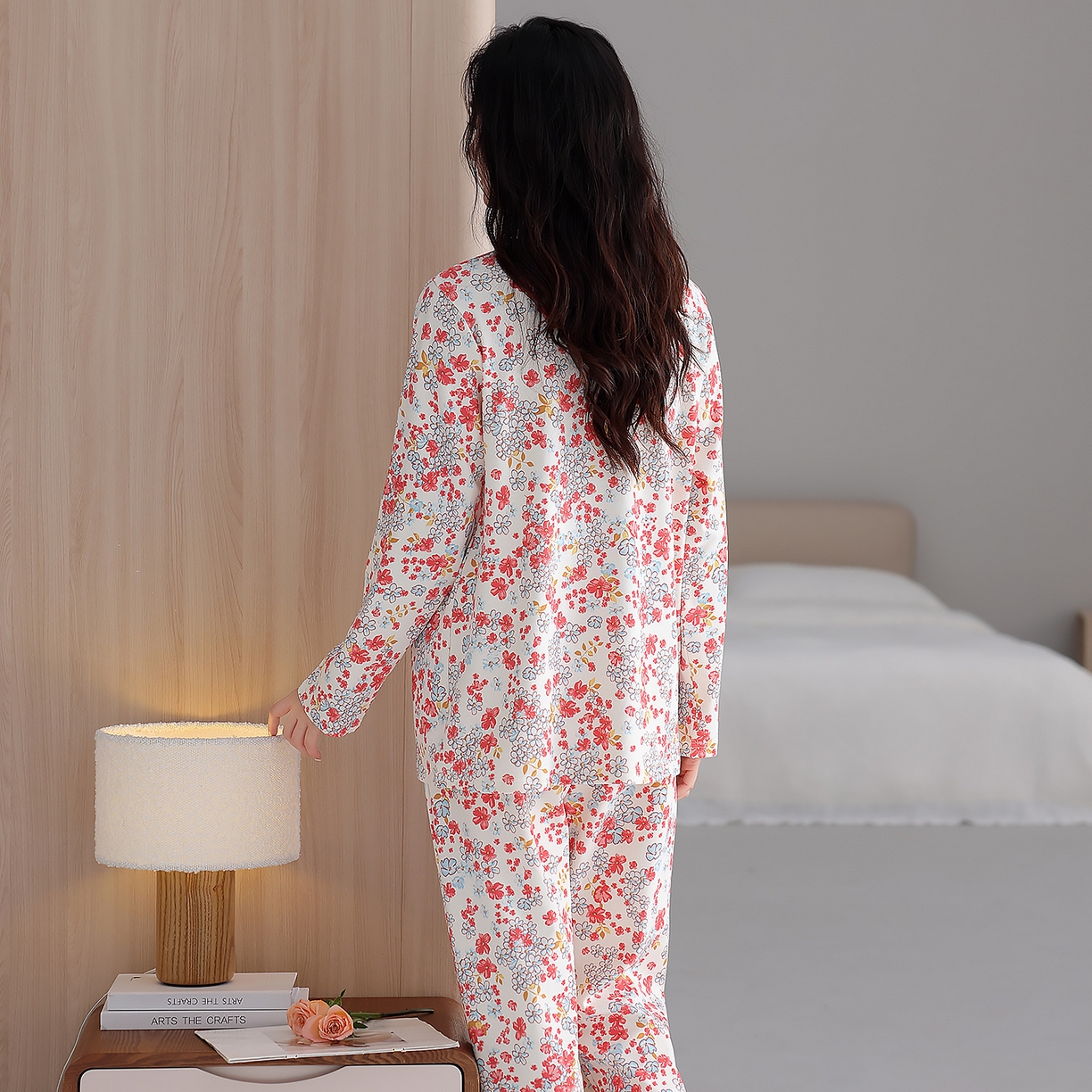 91家纺网 家纺一手货源 找家纺 2026新款拉架棉长袖秋冬带胸垫防凸点可外穿家居服女士宽松睡衣家居服 第11批 5806