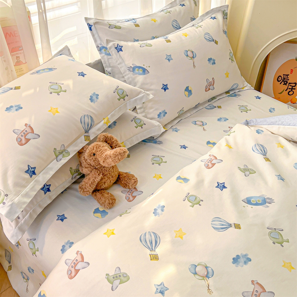 91家纺网 家纺一手货源 找家纺 珂博家纺 2026新款小碎花纯棉12868四件套全棉学生三件套场景二 星辰大海