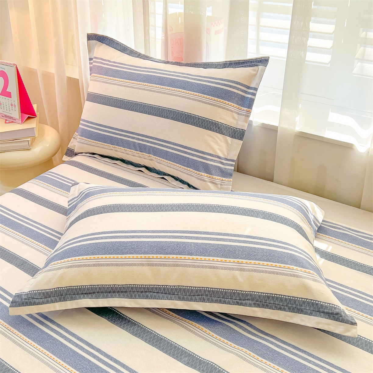 91家纺网 家纺一手货源 找家纺 珂博家纺 2026新款小碎花纯棉12868四件套全棉学生三件套场景二 潮流前线