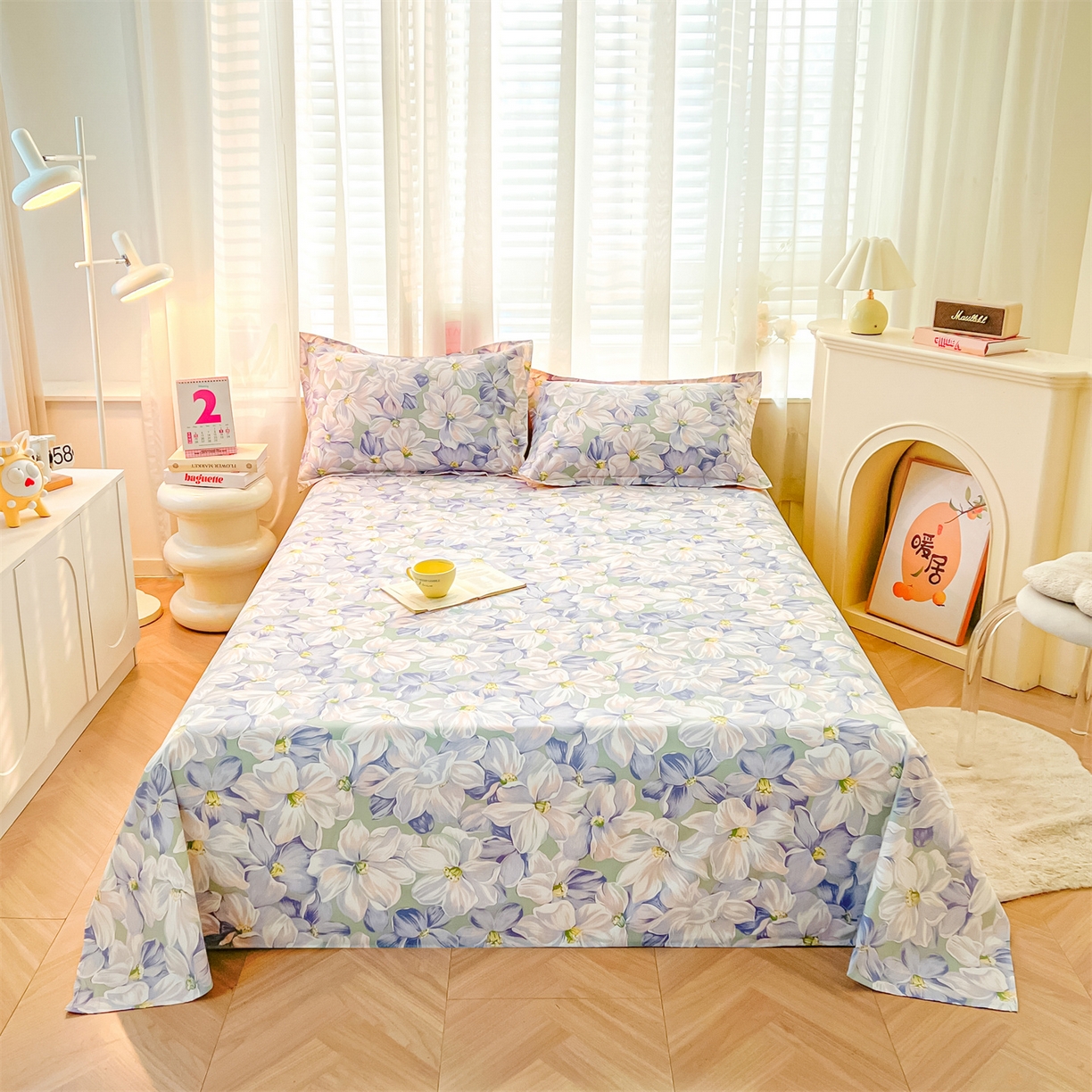 91家纺网 家纺一手货源 找家纺 珂博家纺 2026新款小碎花纯棉12868四件套全棉学生三件套场景二 梦里繁花