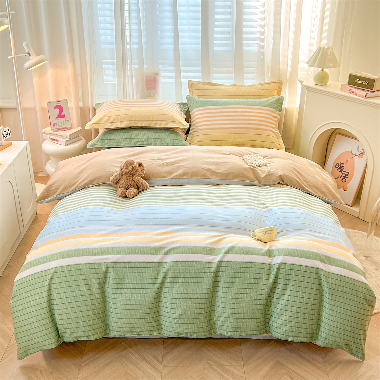 91家纺网 家纺一手货源 找家纺 珂博家纺 2026新款小碎花纯棉12868四件套全棉学生三件套场景二 青春律动