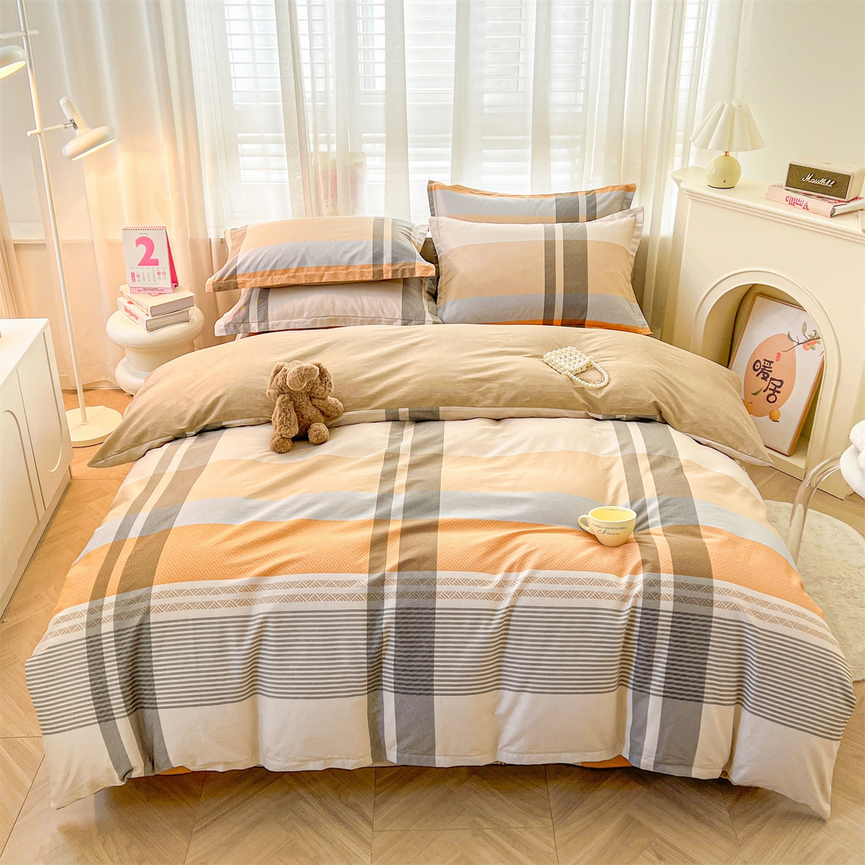 91家纺网 家纺一手货源 找家纺 珂博家纺 2026新款小碎花纯棉12868四件套全棉学生三件套场景二 曼塔罗