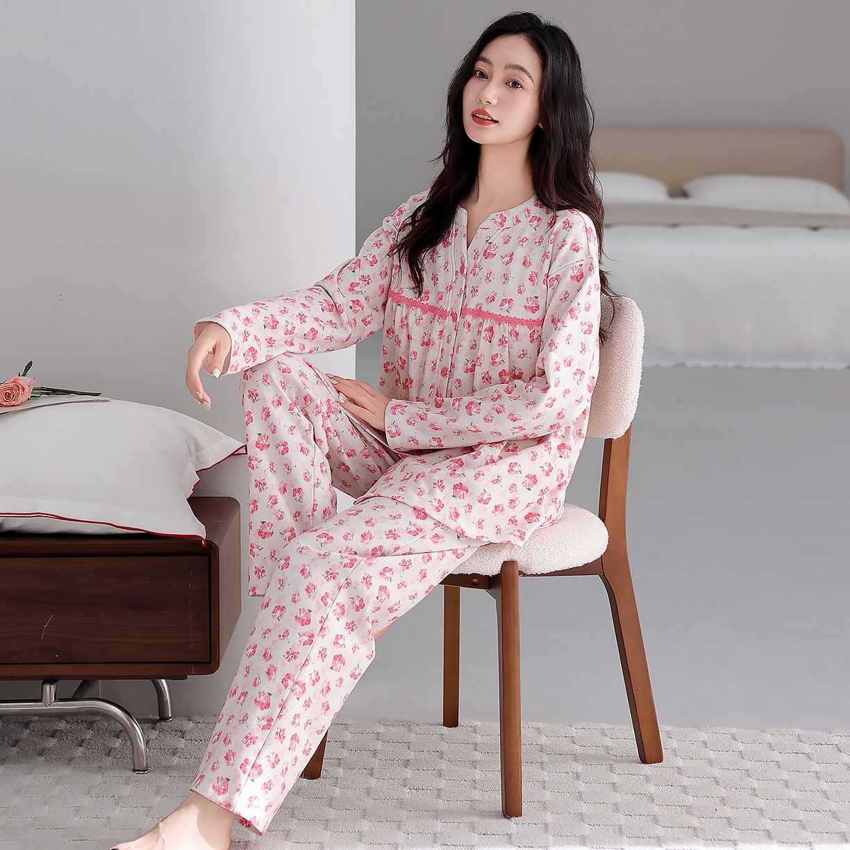 91家纺网 家纺一手货源 找家纺 洛兰沙家居馆 2026新款秋冬睡衣女拉架棉带胸垫可外穿长袖长裤青中年女士家居服套装第12批  5903