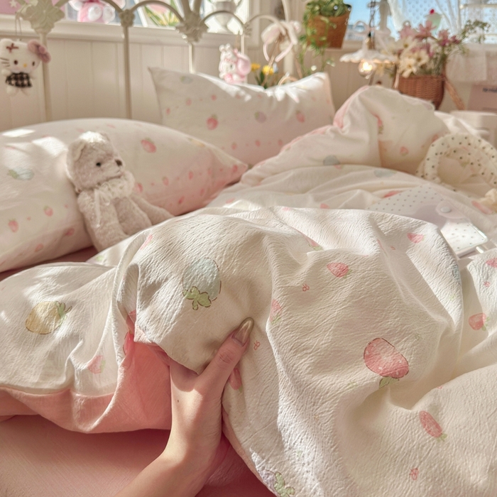 91家纺网 家纺一手货源 找家纺 港岛妹妹 2026新款云感双层纱系列四件套 草莓果园