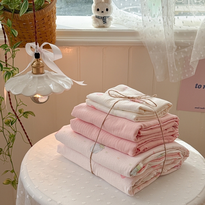 91家纺网 家纺一手货源 找家纺 港岛妹妹 2026新款云感双层纱系列四件套 草莓果园