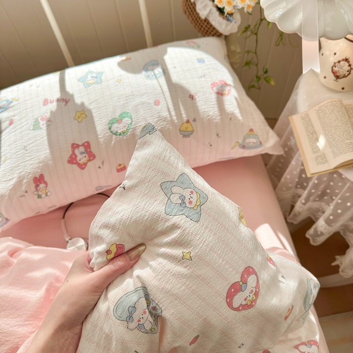 91家纺网 家纺一手货源 找家纺 港岛妹妹 2026新款云感双层纱系列四件套 条纹萌宠