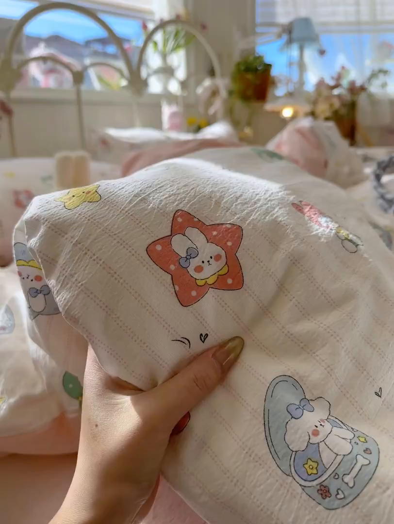 91家纺网 家纺一手货源 找家纺 港岛妹妹 2026新款云感双层纱系列四件套 条纹萌宠