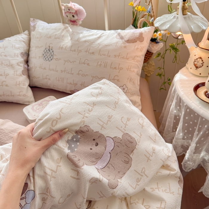 91家纺网 家纺一手货源 找家纺 港岛妹妹 2026新款云感双层纱系列四件套 小熊贝贝