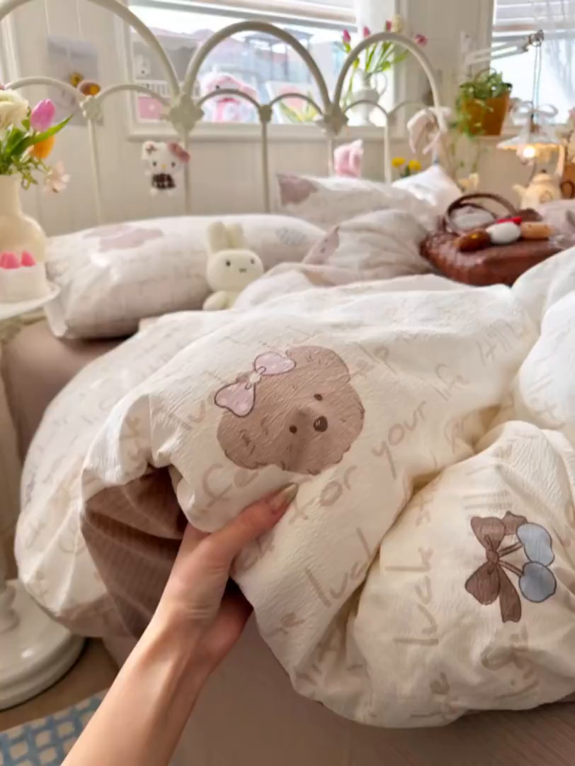91家纺网 家纺一手货源 找家纺 港岛妹妹 2026新款云感双层纱系列四件套 小熊贝贝