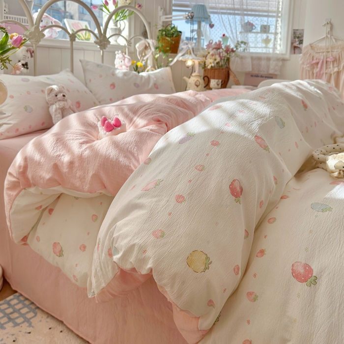 91家纺网 家纺一手货源 找家纺 海岛哥哥 2026新款云感双层纱系列四件套 草莓果园