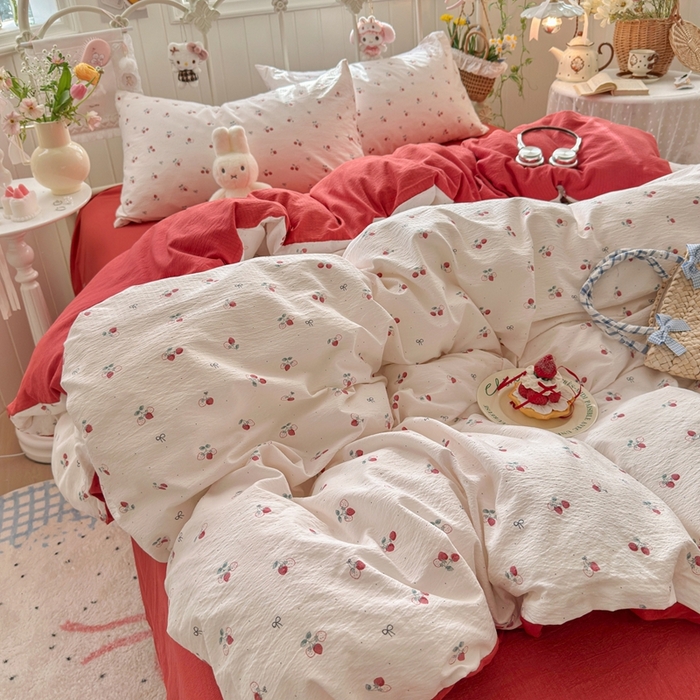 91家纺网 家纺一手货源 找家纺 海岛哥哥 2026新款云感双层纱系列四件套 小草莓