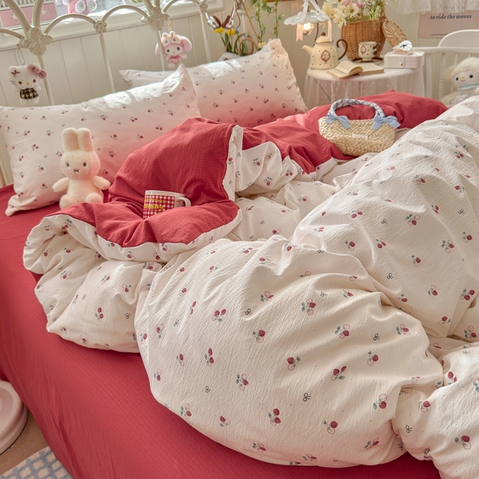 91家纺网 家纺一手货源 找家纺 海岛哥哥 2026新款云感双层纱系列四件套 小草莓