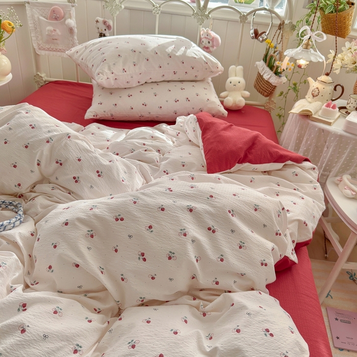 91家纺网 家纺一手货源 找家纺 海岛哥哥 2026新款云感双层纱系列四件套 小草莓