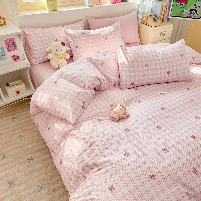 91家纺网 家纺一手货源 找家纺 缦彩 2026新款13372全棉印花四件套 格纹蝴蝶