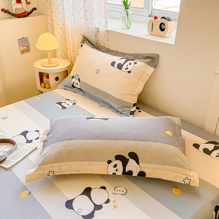 91家纺网 家纺一手货源 找家纺 名优家纺 2026新款13070全棉印花单床笠 调皮熊猫