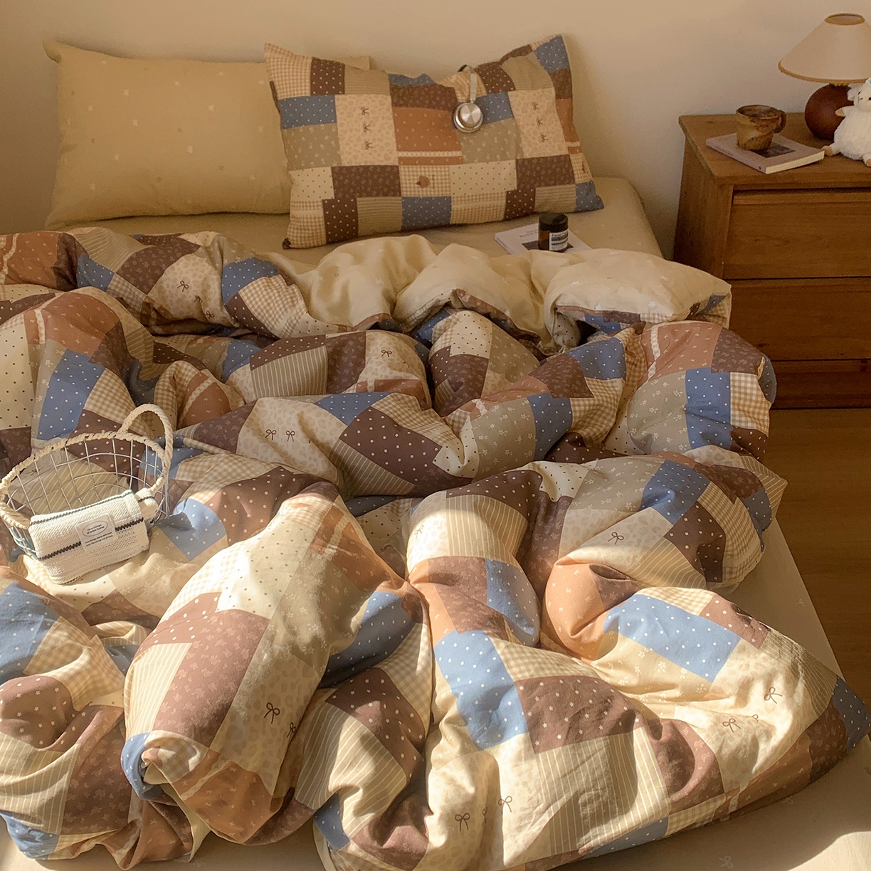 91家纺网 家纺一手货源 找家纺 （总）桃喜 2026春夏新品全棉碎花三件套四件套-场景一