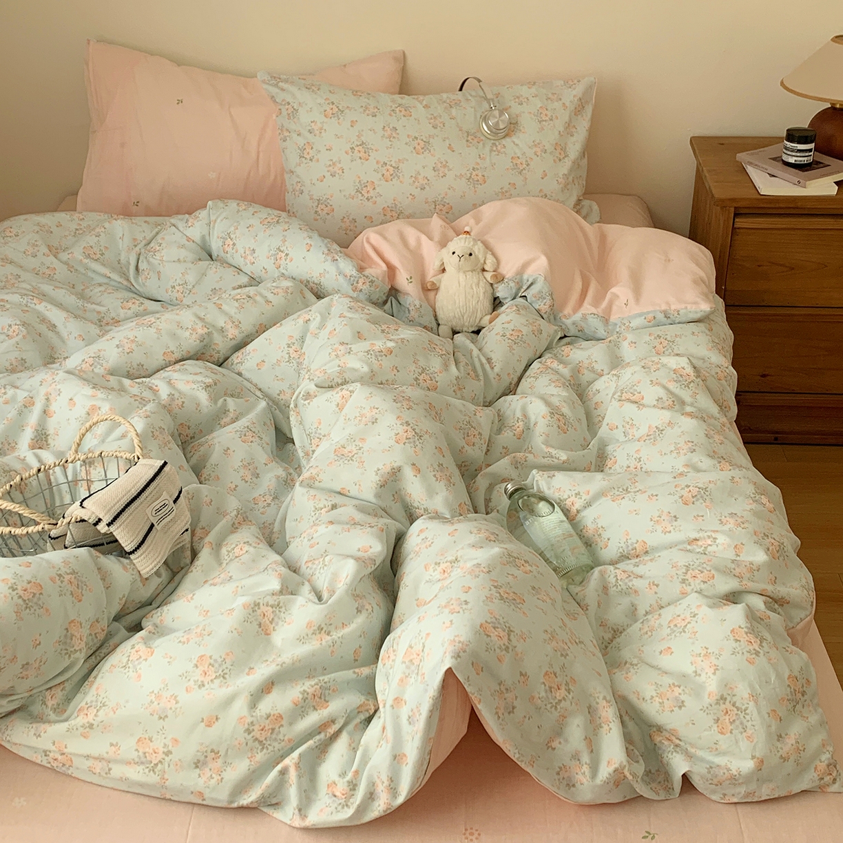 桃喜 2026春夏新品全棉碎花三件套四件套-场景一 山茶（全棉）