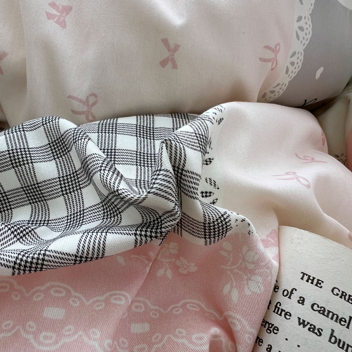 91家纺网 家纺一手货源 找家纺 （总）桃喜 2026春夏新品全棉碎花三件套四件套-场景二