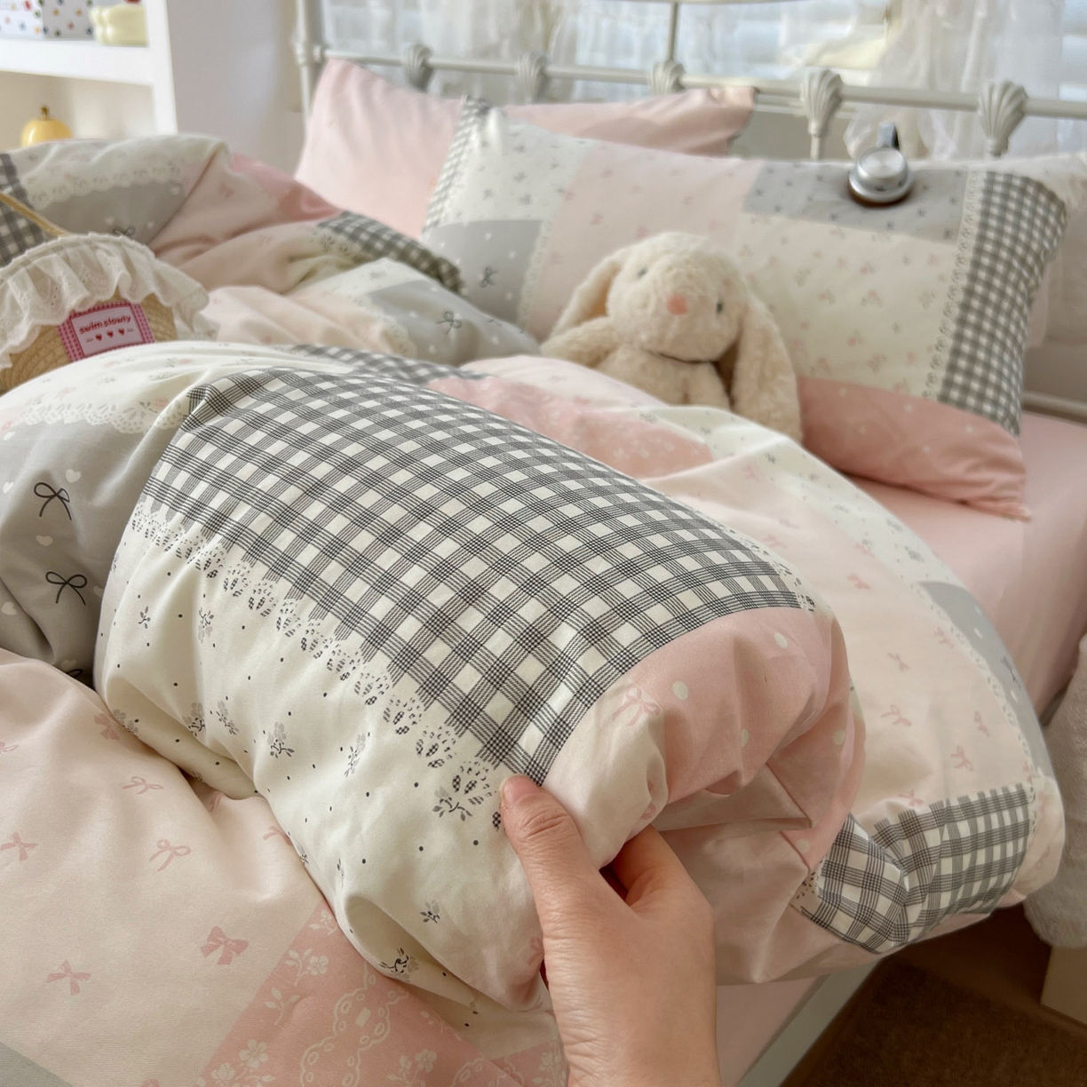 91家纺网 家纺一手货源 找家纺 （总）桃喜 2026春夏新品全棉碎花三件套四件套-场景二