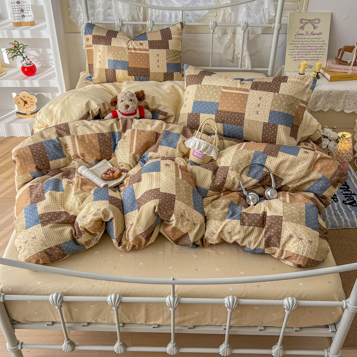 91家纺网 家纺一手货源 找家纺 桃喜 2026春夏新品全棉碎花三件套四件套-场景二 复古拼布碎花（全棉）