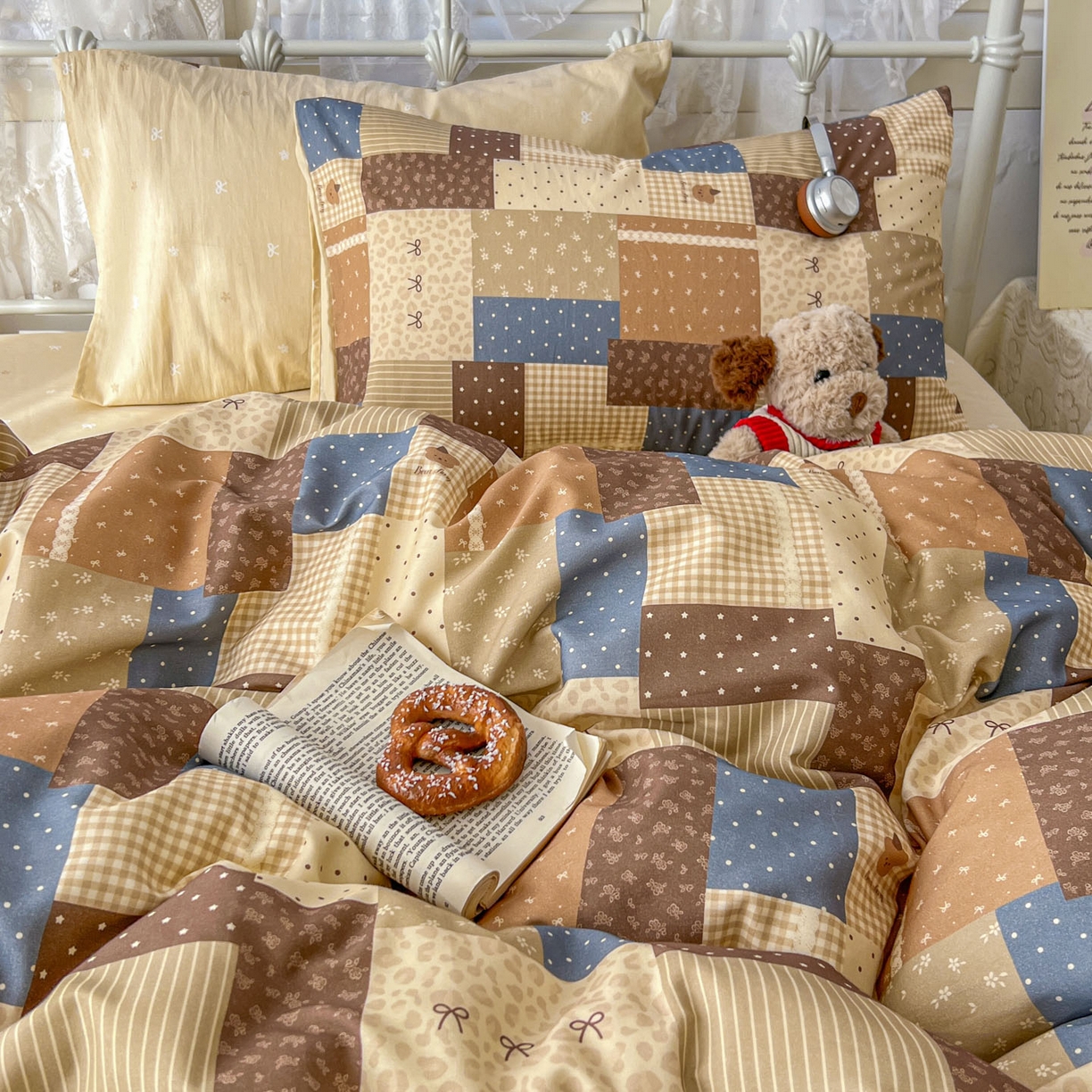 91家纺网 家纺一手货源 找家纺 桃喜 2026春夏新品全棉碎花三件套四件套-场景二 复古拼布碎花（全棉）