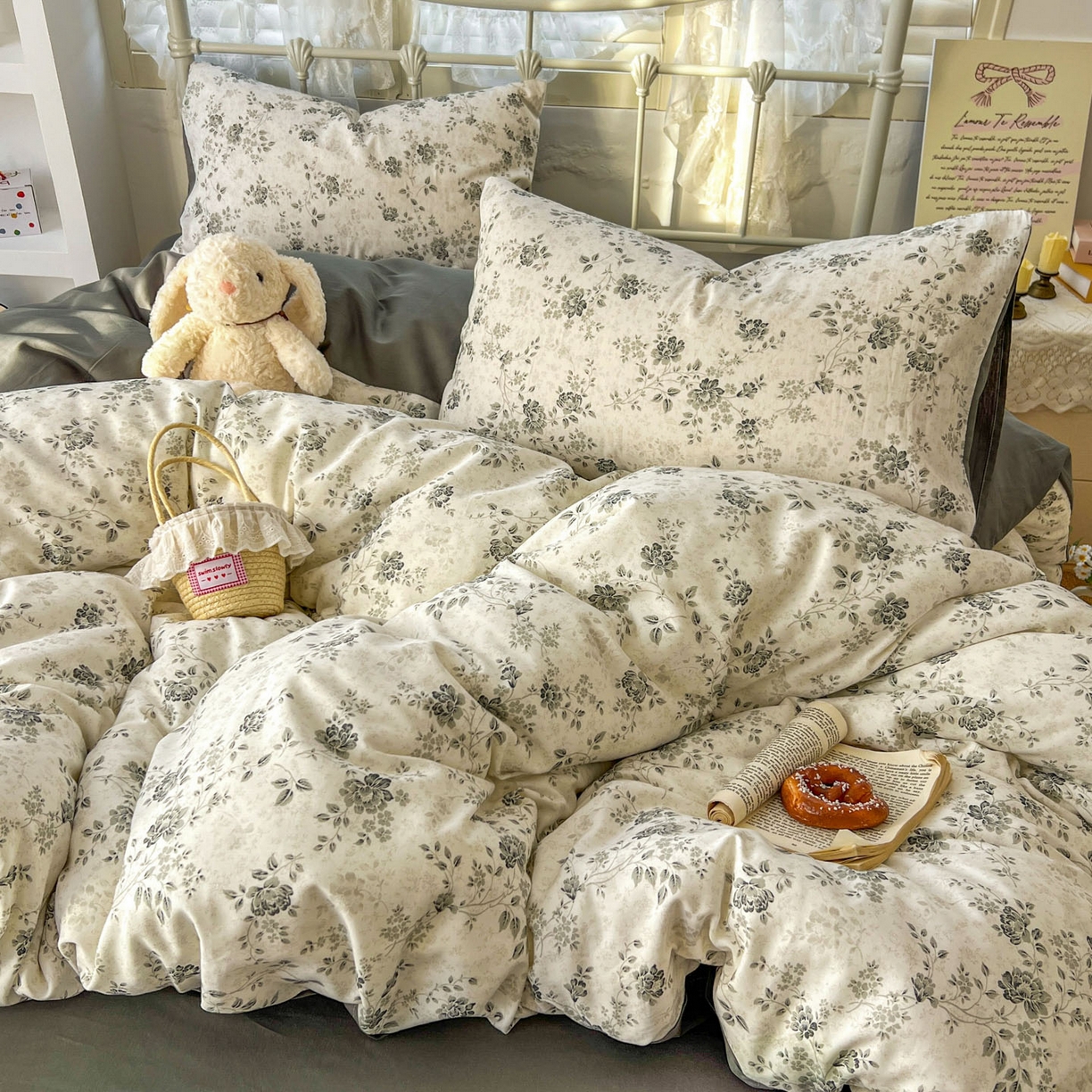 91家纺网 家纺一手货源 找家纺 桃喜 2026春夏新品全棉碎花三件套四件套-场景二 赫本（全棉）